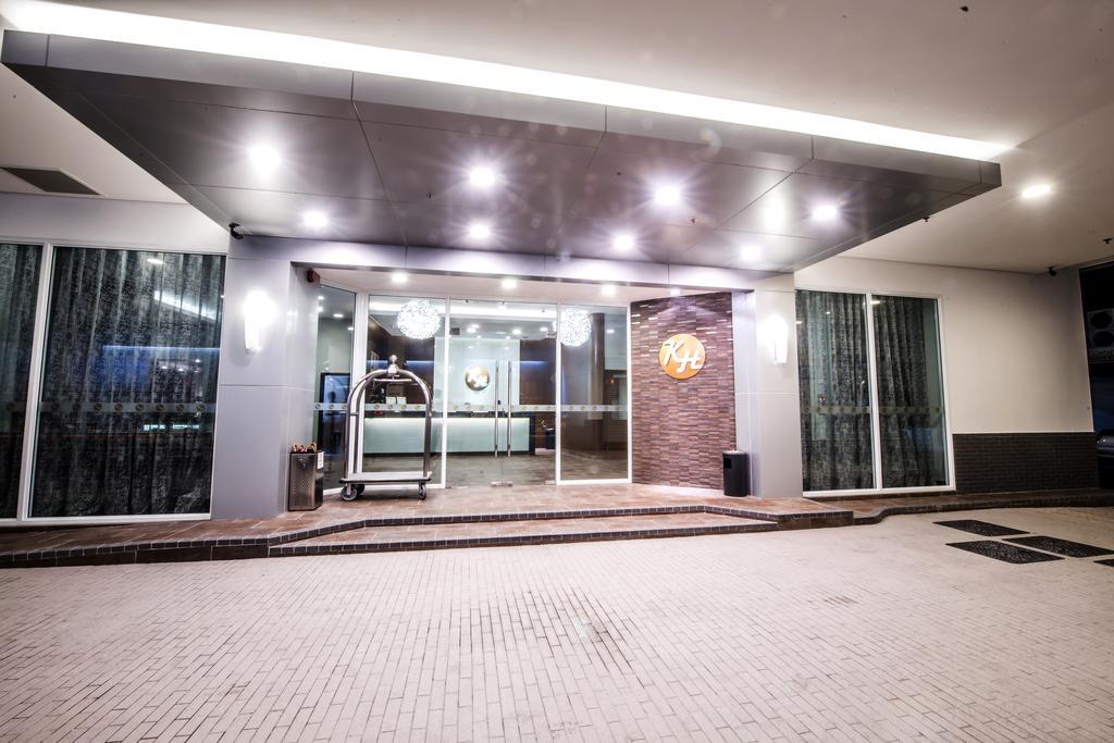 Keoja Hotel Kuala Belait Exterior foto